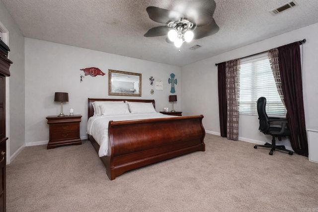 13203 Old River Dr, Scott, AR 72142