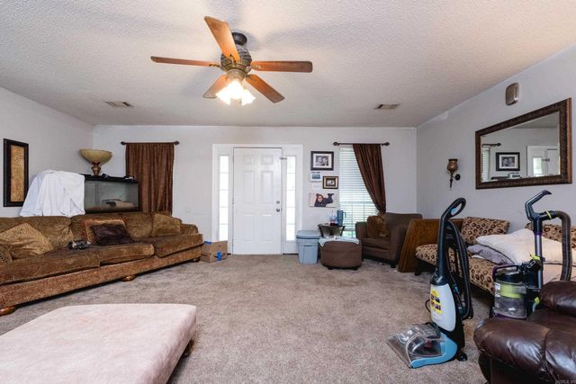 13203 Old River Dr, Scott, AR 72142