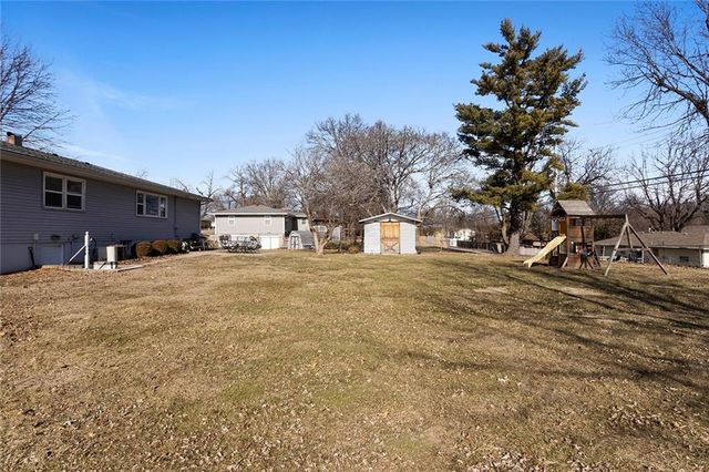 3309 Mueller Lane, St Joseph, MO 64506