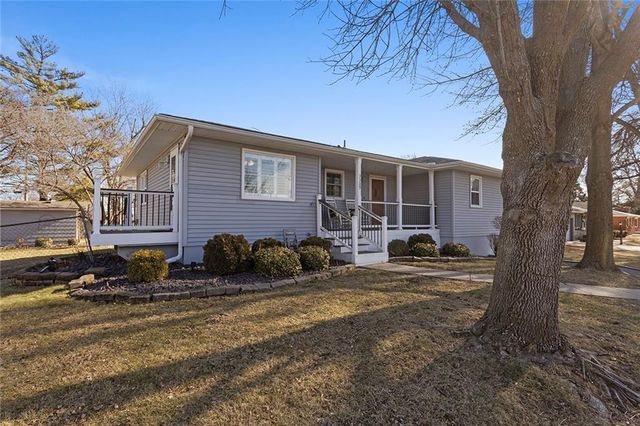 3309 Mueller Lane, St Joseph, MO 64506