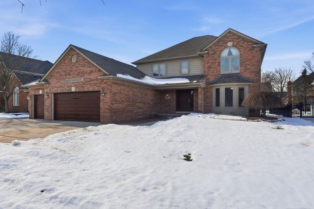 54853 Cabrillo Drive, Macomb Twp, MI 48042