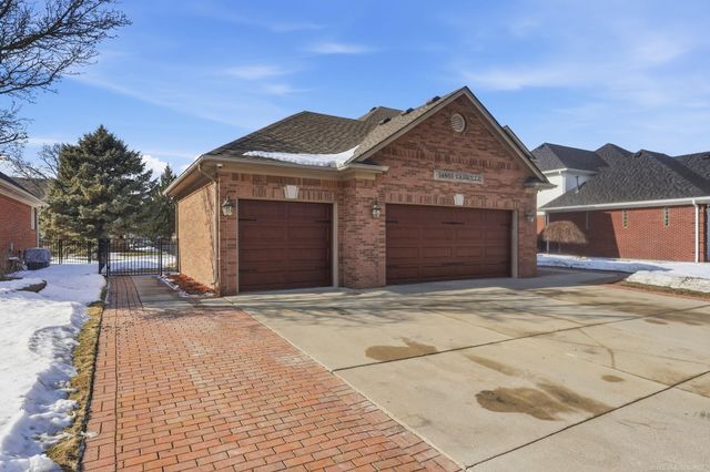54853 Cabrillo Drive, Macomb Twp, MI 48042