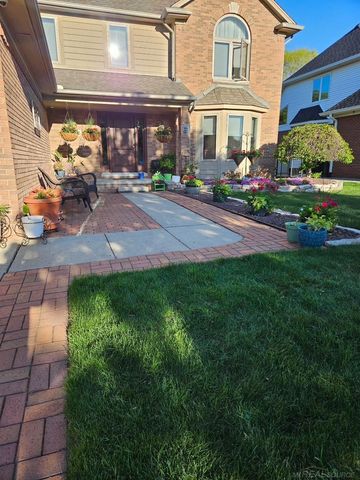 54853 Cabrillo Drive, Macomb Twp, MI 48042