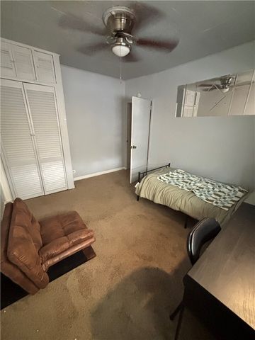 900 Hillsboro, Sheraden, PA 15204