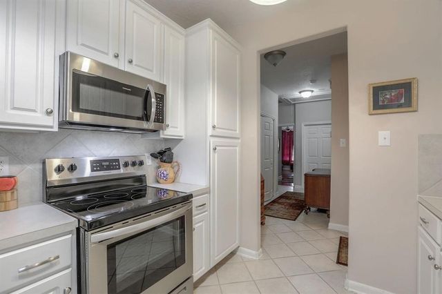 2018 Marchwood Manor Drive, Houston, TX 77090