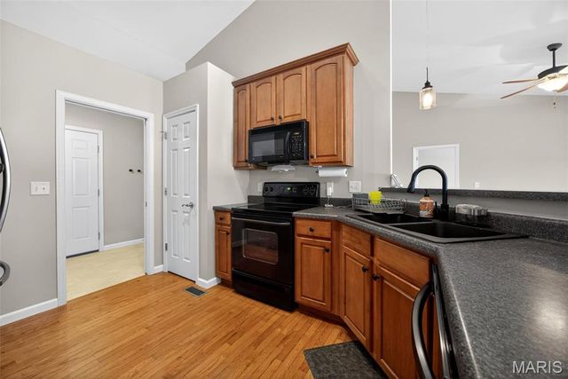 455 Prevot Avenue, St Charles, MO 63303