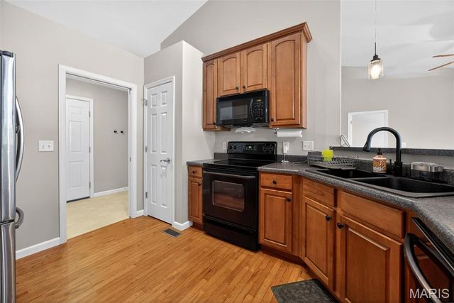 455 Prevot Avenue, St Charles, MO 63303