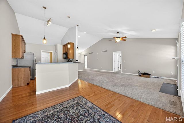 455 Prevot Avenue, St Charles, MO 63303