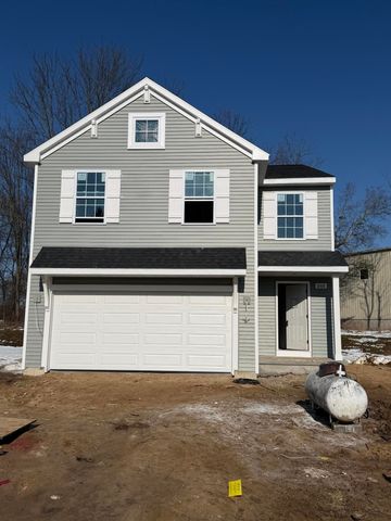 1006 Cedarwood Drive, Greenville, MI 48838