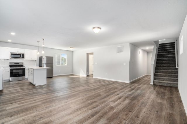 1006 Cedarwood Drive, Greenville, MI 48838