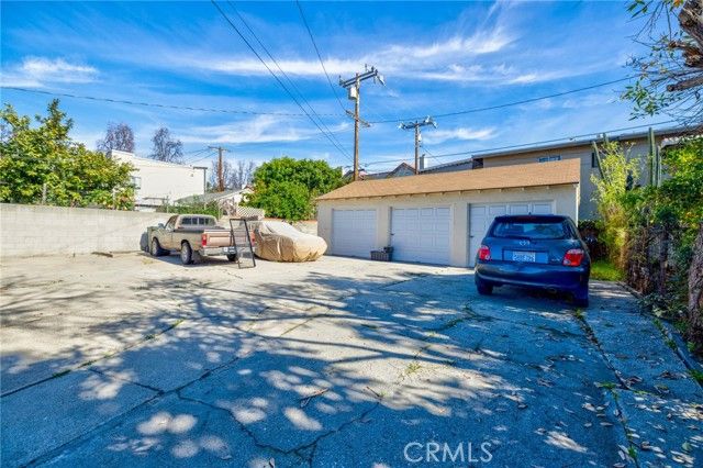 10 N Huntington, Alhambra, CA 91801