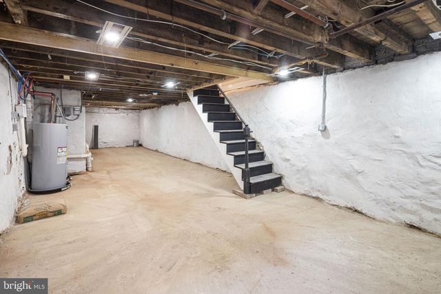 3011 N 10TH ST, Philadelphia, PA 19133