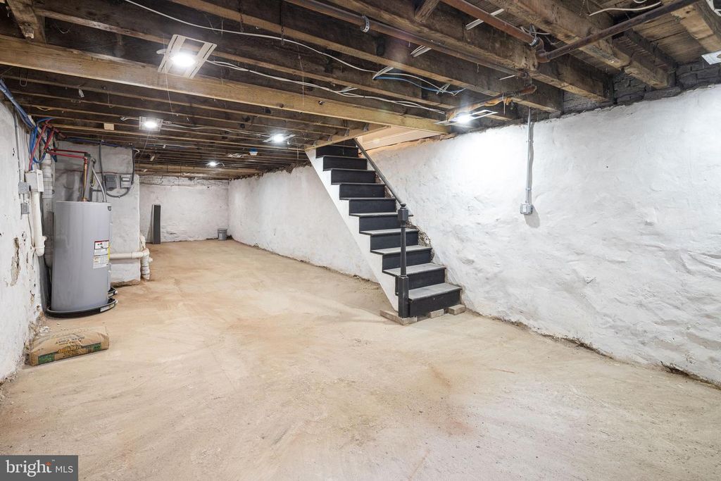 Image 11 of property listing at 3011 N 10TH ST, Philadelphia, PA 19133