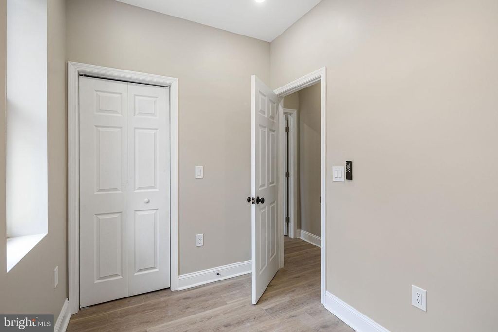 Image 14 of property listing at 3011 N 10TH ST, Philadelphia, PA 19133