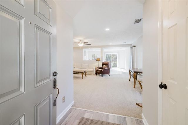 430 Autumn Creek Drive, Dallas, GA 30157