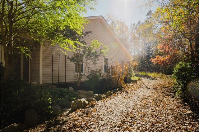 430 Autumn Creek Drive, Dallas, GA 30157