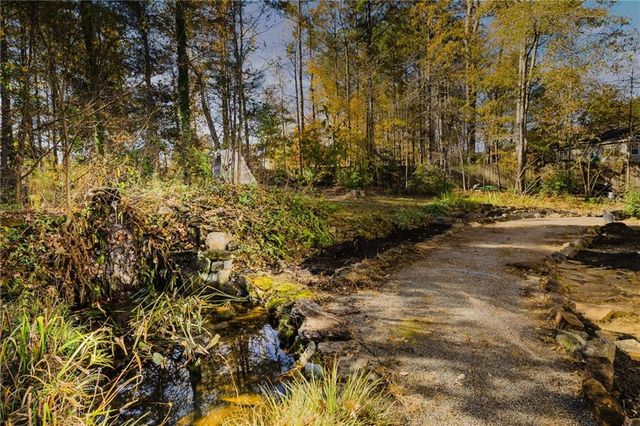 430 Autumn Creek Drive, Dallas, GA 30157