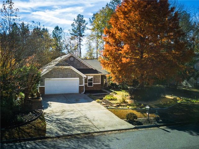 430 Autumn Creek Drive, Dallas, GA 30157