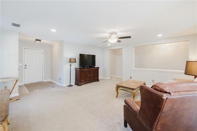 430 Autumn Creek Drive, Dallas, GA 30157