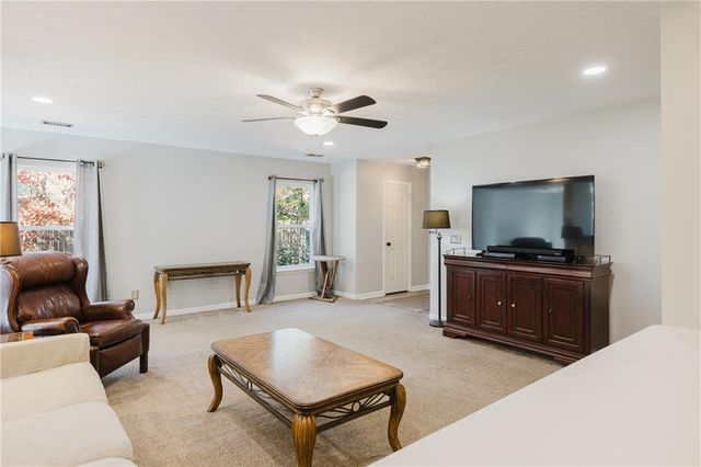 430 Autumn Creek Drive, Dallas, GA 30157