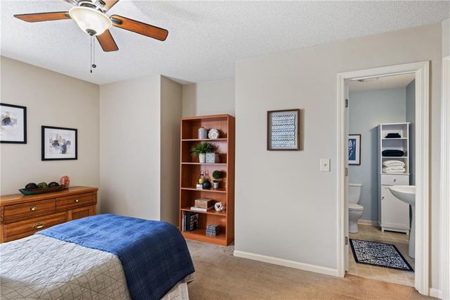 20847 Barker Road, Spring Hill, KS 66083