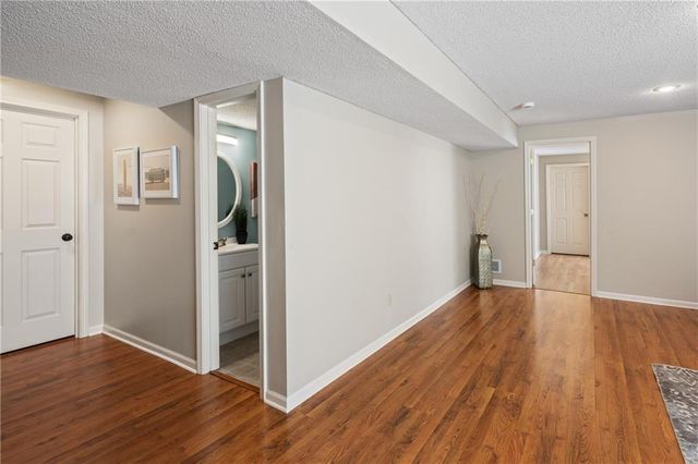 20847 Barker Road, Spring Hill, KS 66083