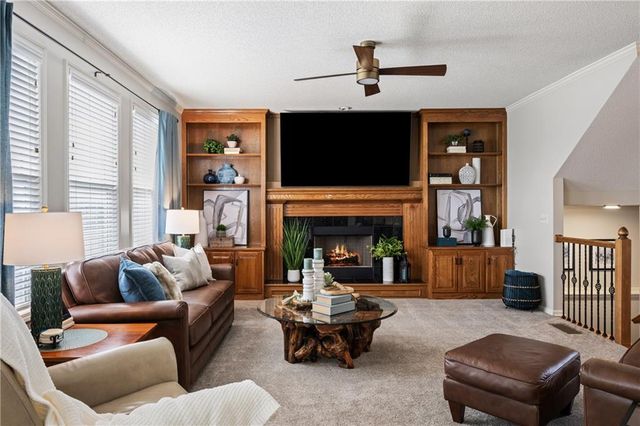20847 Barker Road, Spring Hill, KS 66083