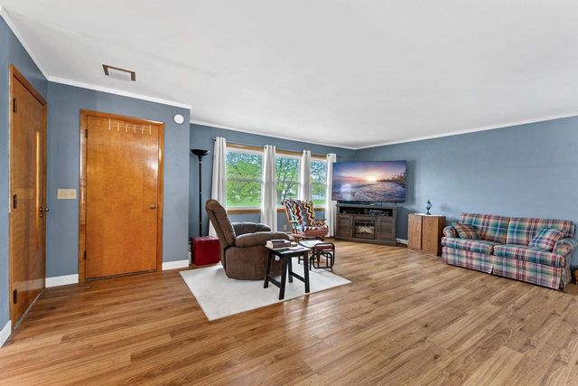 1001 Dewitt Street, Portage, WI 53901
