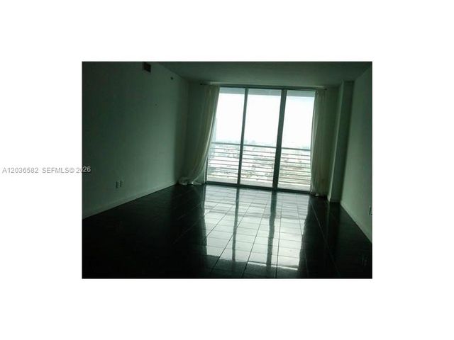 335 BISCAYNE BL 4200, Miami, FL 33131