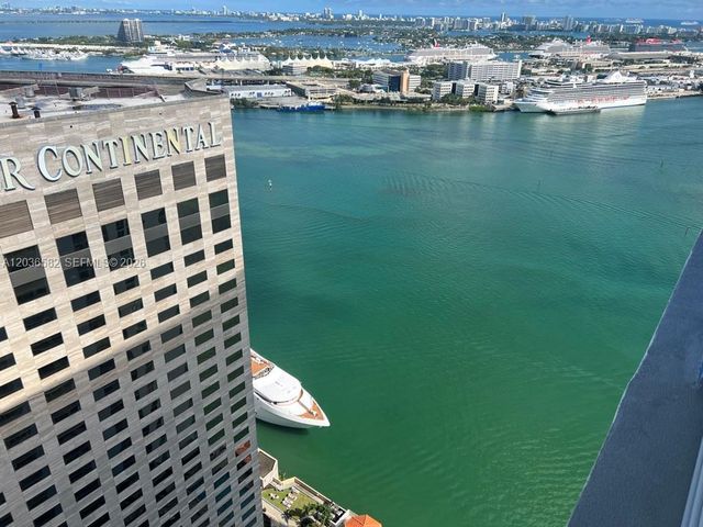 335 BISCAYNE BL 4200, Miami, FL 33131