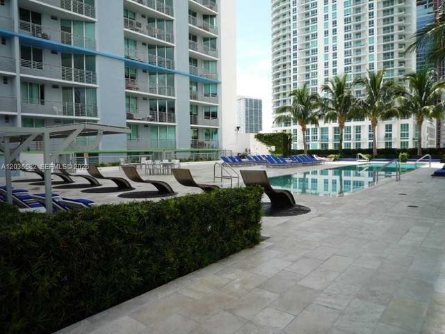 335 BISCAYNE BL 4200, Miami, FL 33131