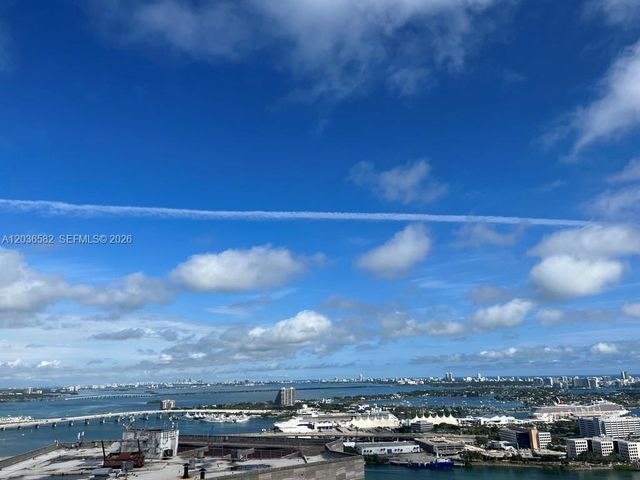 335 BISCAYNE BL 4200, Miami, FL 33131