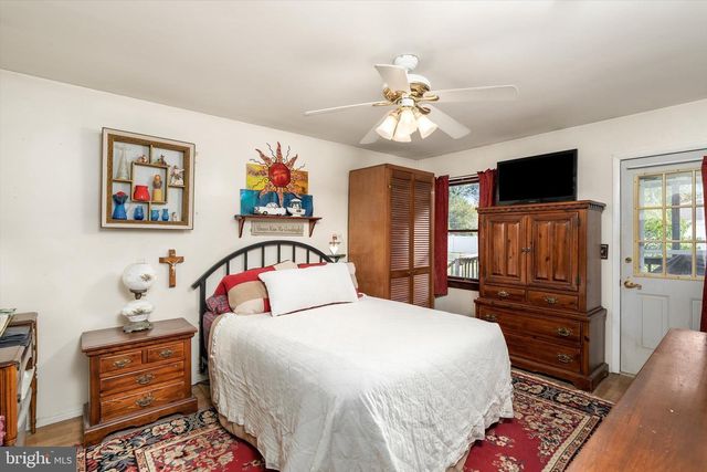 52 BETTS AVE, Lawrenceville, NJ 08648