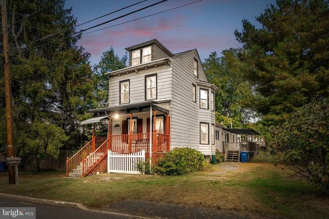 52 BETTS AVE, Lawrenceville, NJ 08648