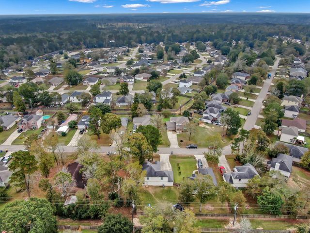 14137 Broken Arrow Drive, Willis, TX 77378