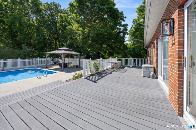 1020 Savage Street, Southington, CT 06489