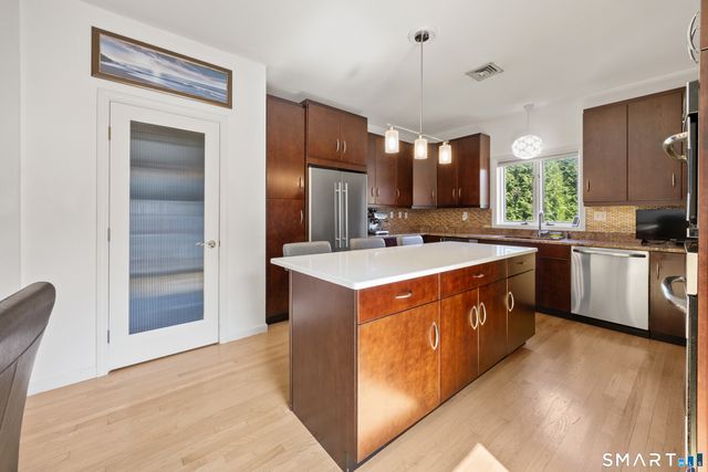 1020 Savage Street, Southington, CT 06489