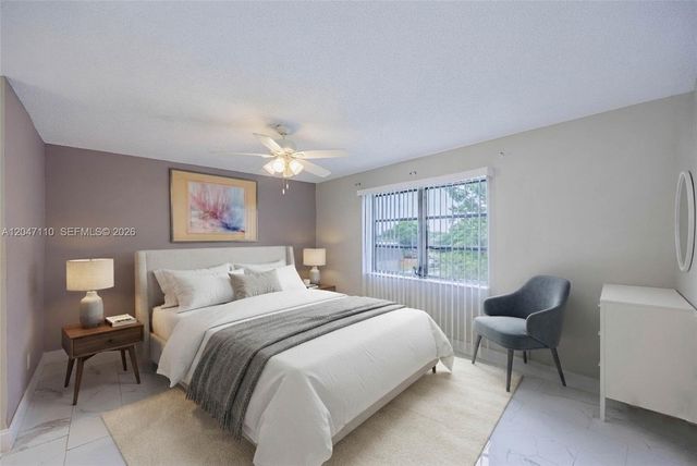 8100 SW 24th Street 309, North Lauderdale, FL 33068