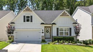 160 Crest Brooke Drive, Holly Springs, GA 30115