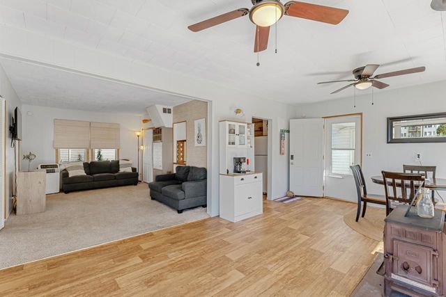 1878 S Riverside Drive, Au Gres, MI 48703