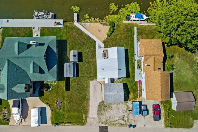 1878 S Riverside Drive, Au Gres, MI 48703