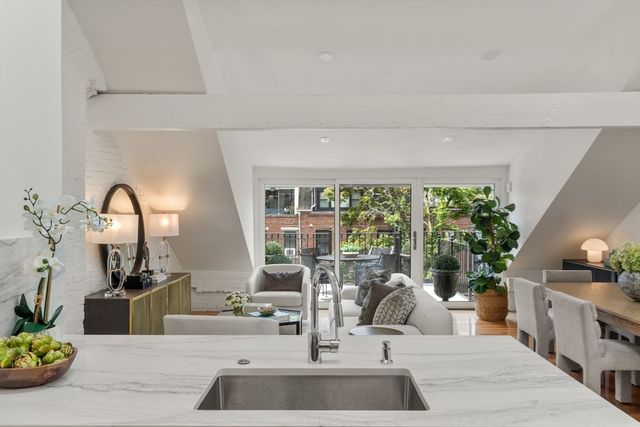 116 W Concord St 4, Boston, MA 02118