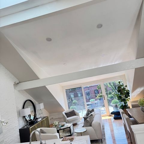 116 W Concord St 4, Boston, MA 02118