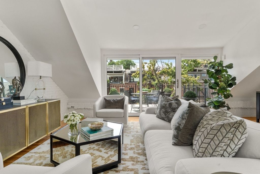 116 W Concord St 4, Boston, MA 02118