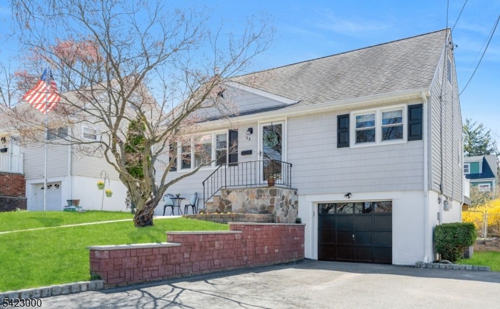58 Phyllis Rd, West Orange Twp., NJ 07052