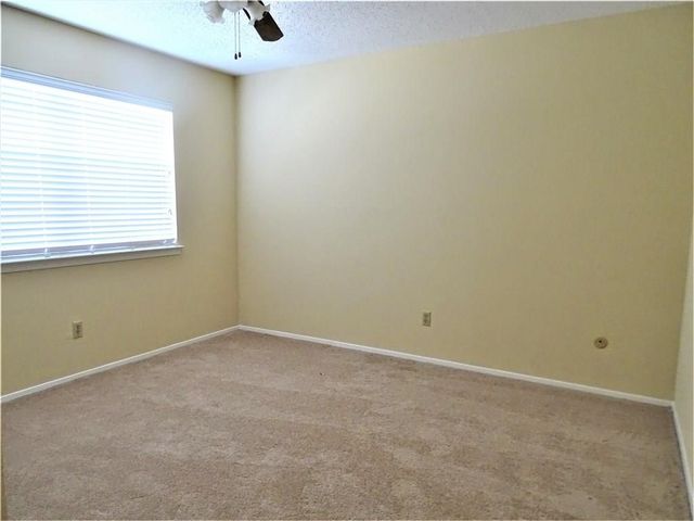 1903 Cobblestone Lane, Garland, TX 75042