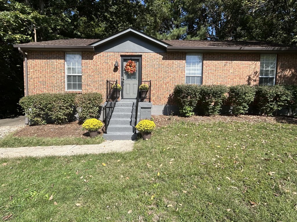 5065 N Hilson Dr, Nashville, TN 37211