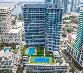 121 NE 34th St 2115, Miami, FL 33137