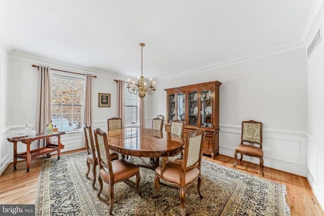 629 S WARREN AVE, Malvern, PA 19355