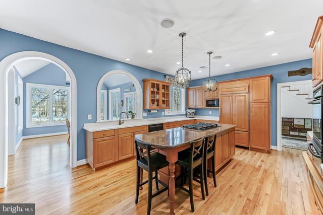 629 S WARREN AVE, Malvern, PA 19355